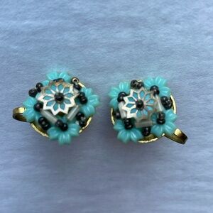 Vintage Screw On Earrings